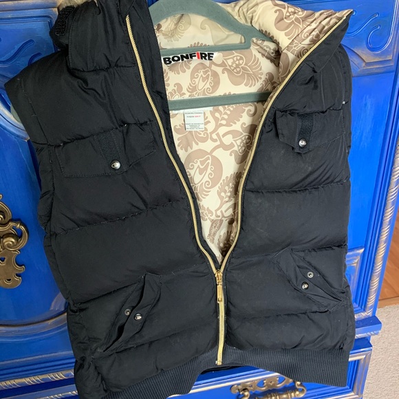 Bonfire Snowboarding Company Tops - Bonfire Snowboarding Company Zip-Up Vest Sz Small